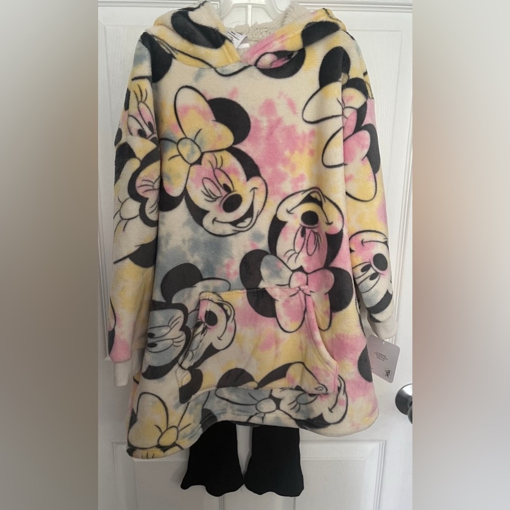 Disney Minnie Mouse Girls Outfit, Sizes 4/5 & 6/6x available NWT